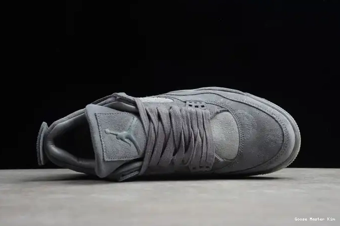 4 KAWS 930155-003 x Air Jordan Cool Grey 0514